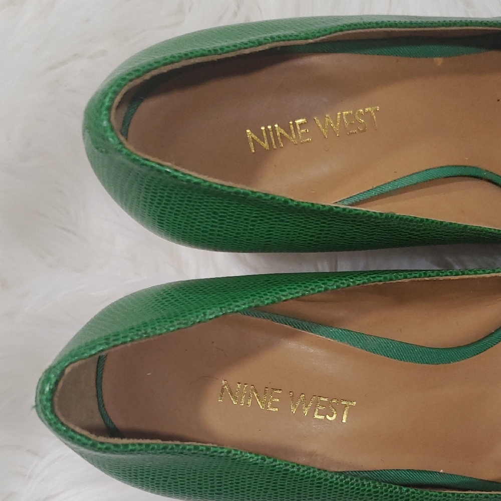 Nine West Emerald Green Peep Toe Wedge Heels - Picture 3 of 11